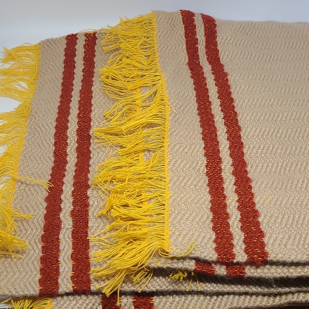 Vintage 70's set of 4 tablecloths - Picture 4 of 6